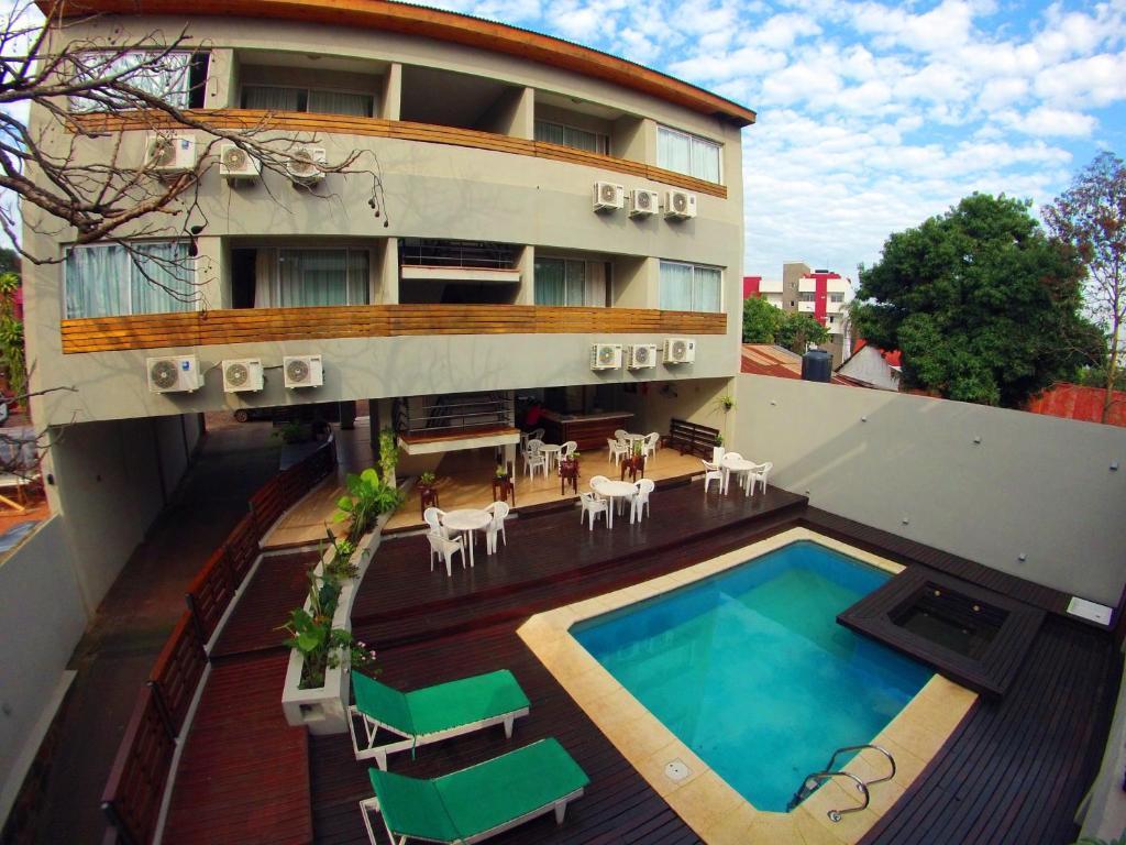 Yreta Apart Hotel Puerto Iguazú Zewnętrze zdjęcie