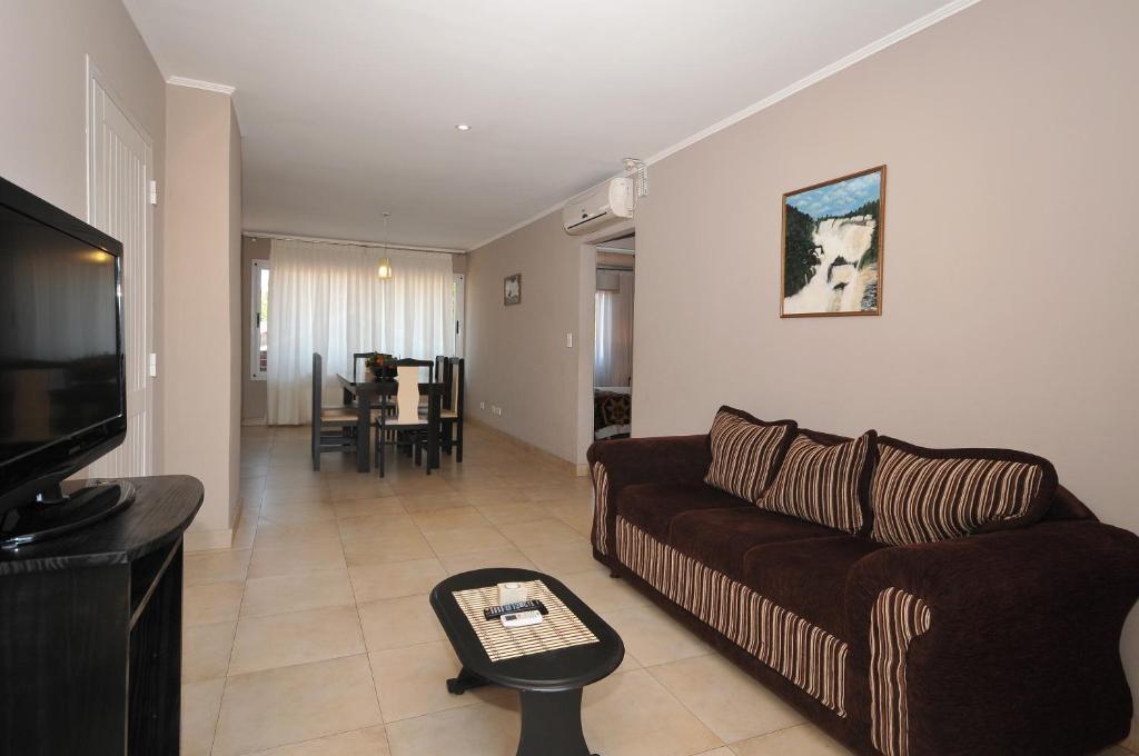 Yreta Apart Hotel Puerto Iguazú Zewnętrze zdjęcie